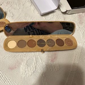 Marc Jacobs “Fine Grind” Eyeshadow Pallet!